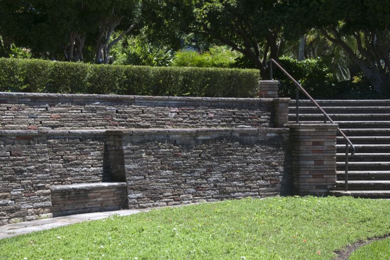 Stone Wall Hardscaping